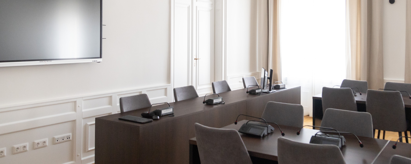 council_room council_room